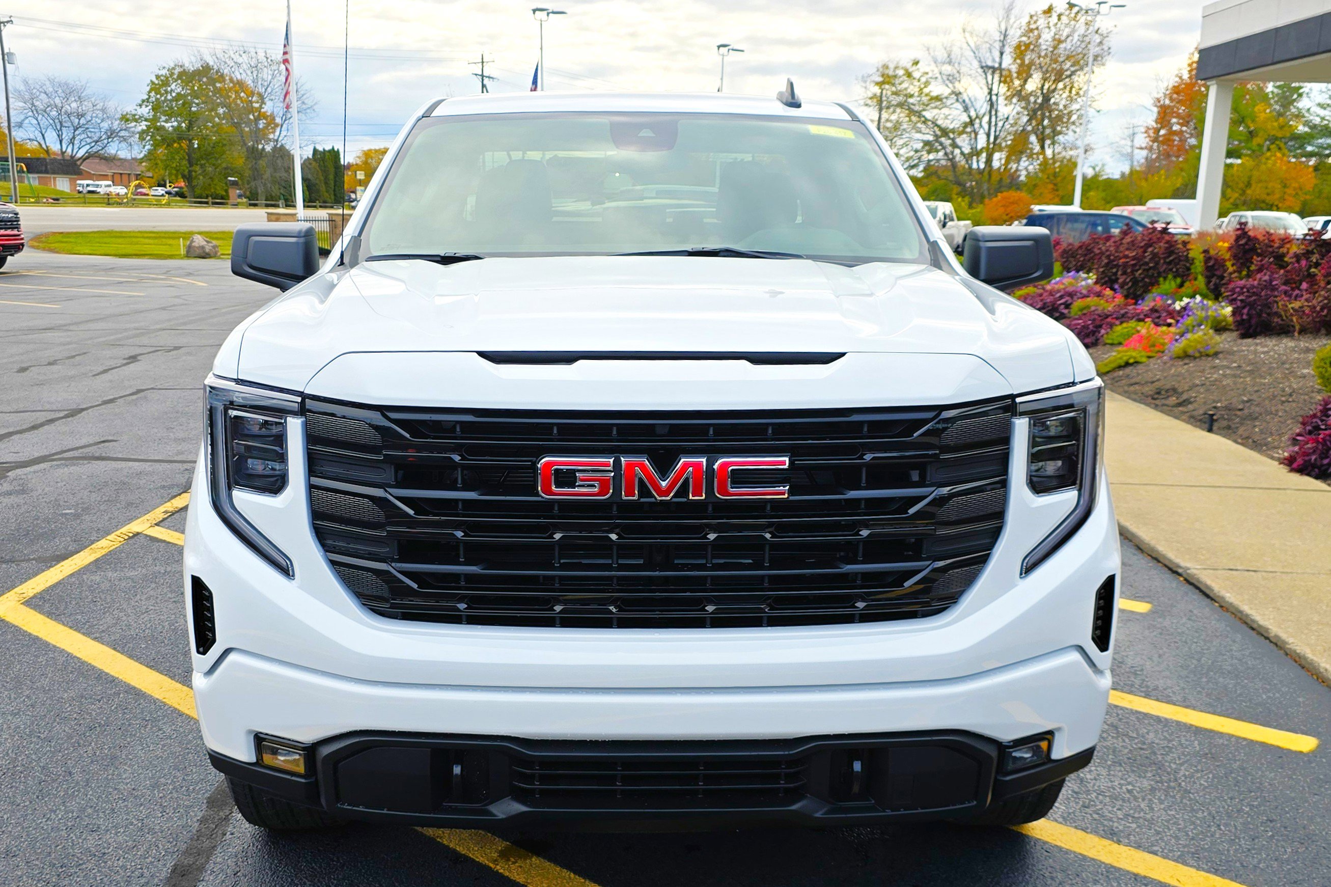 New 2026 GMC Sierra 1500 Elevation image 2