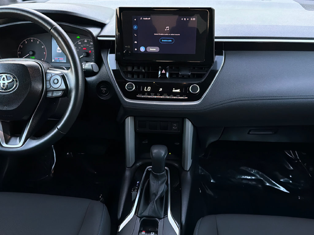 Used 2025 Toyota Corolla Cross AWD Hybrid image 16