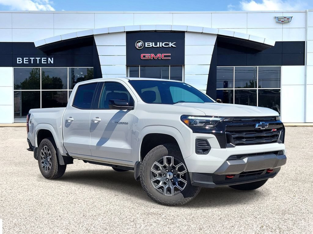Used 2023 Chevrolet Colorado Z71 w/ Z71 Convenience Package 2