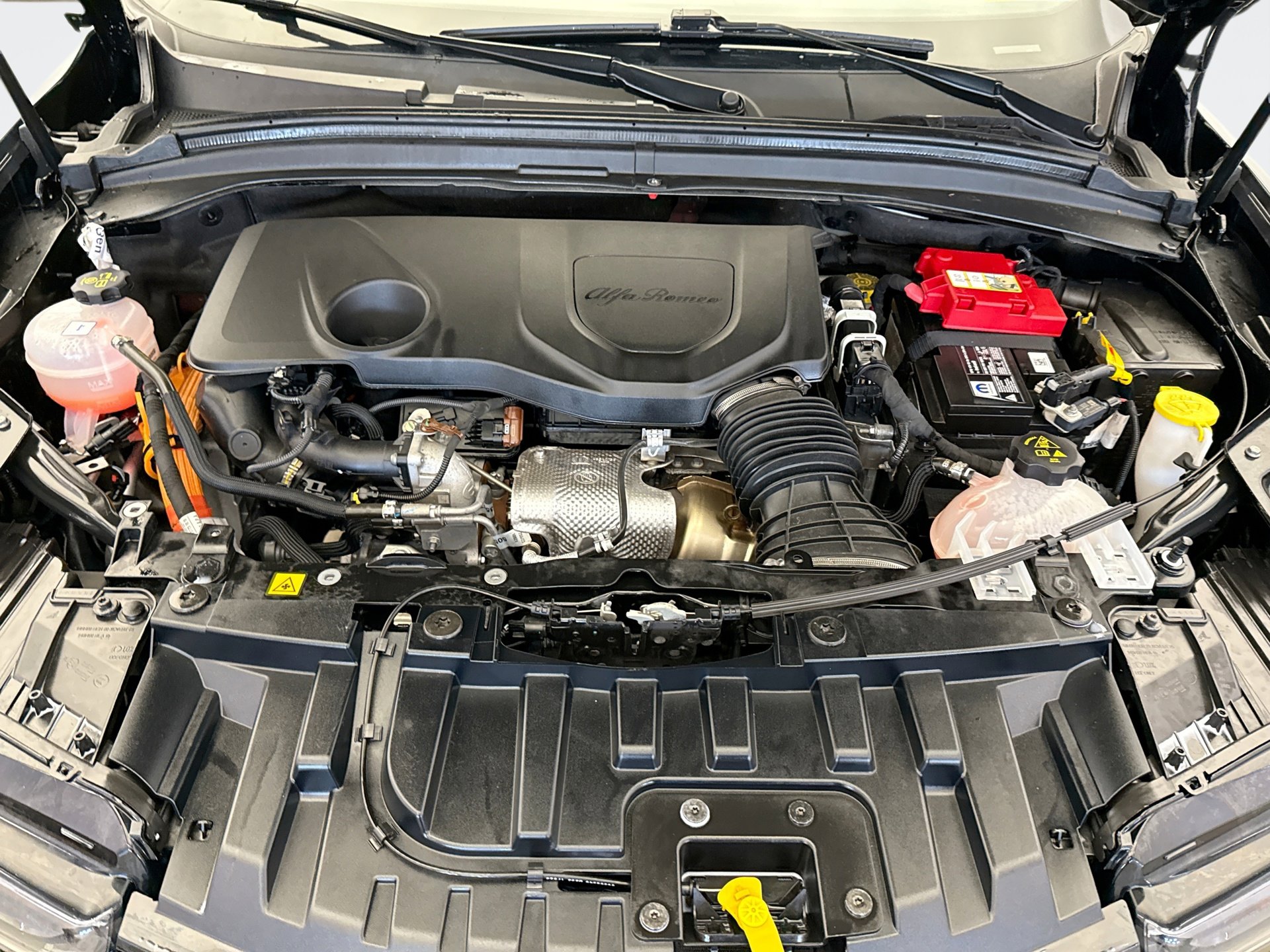 Used 2024 Alfa Romeo Tonale Ti image 21