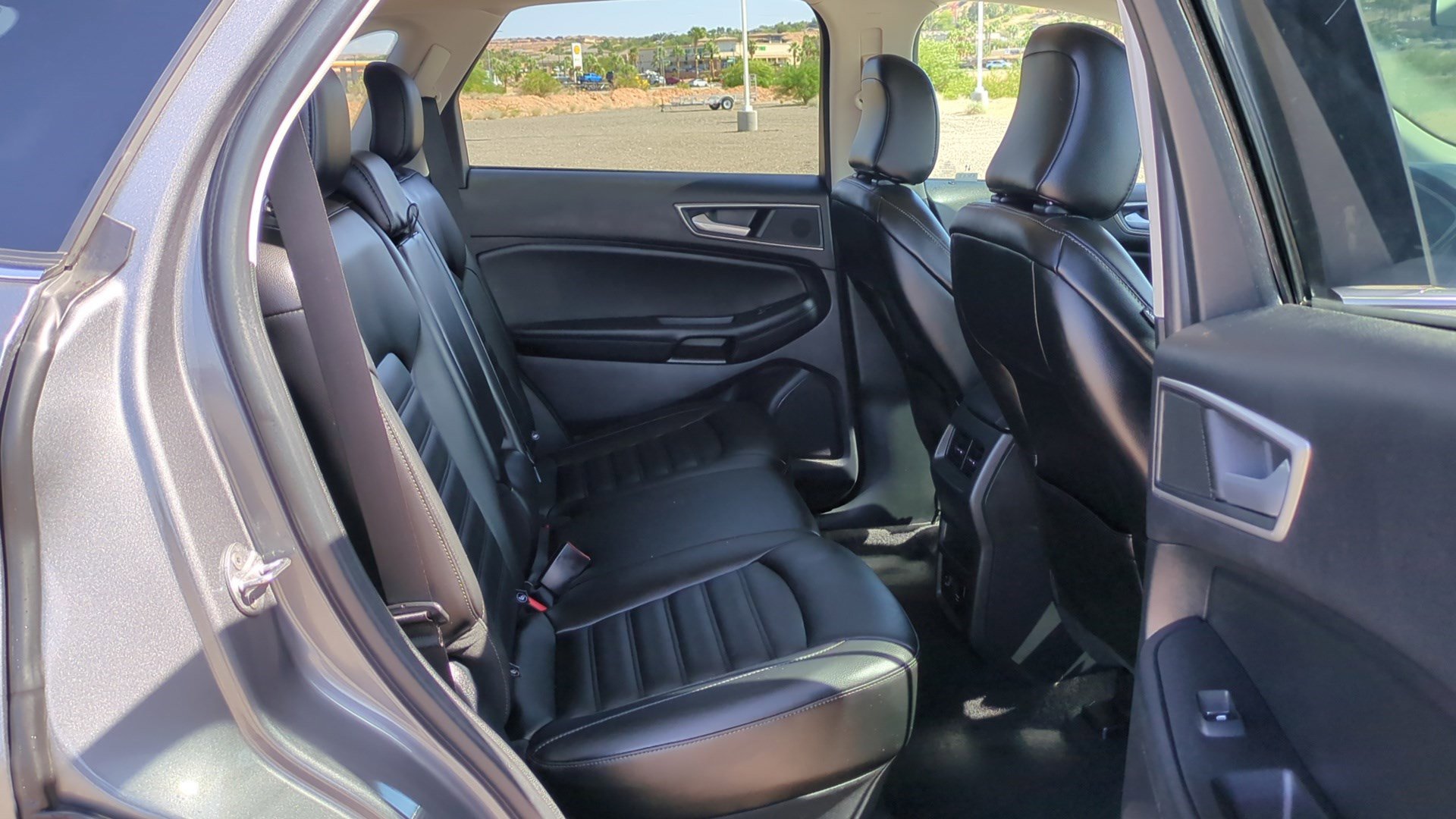 Used 2021 Ford Edge SEL w/ Convenience Package AWD/4WD image 29