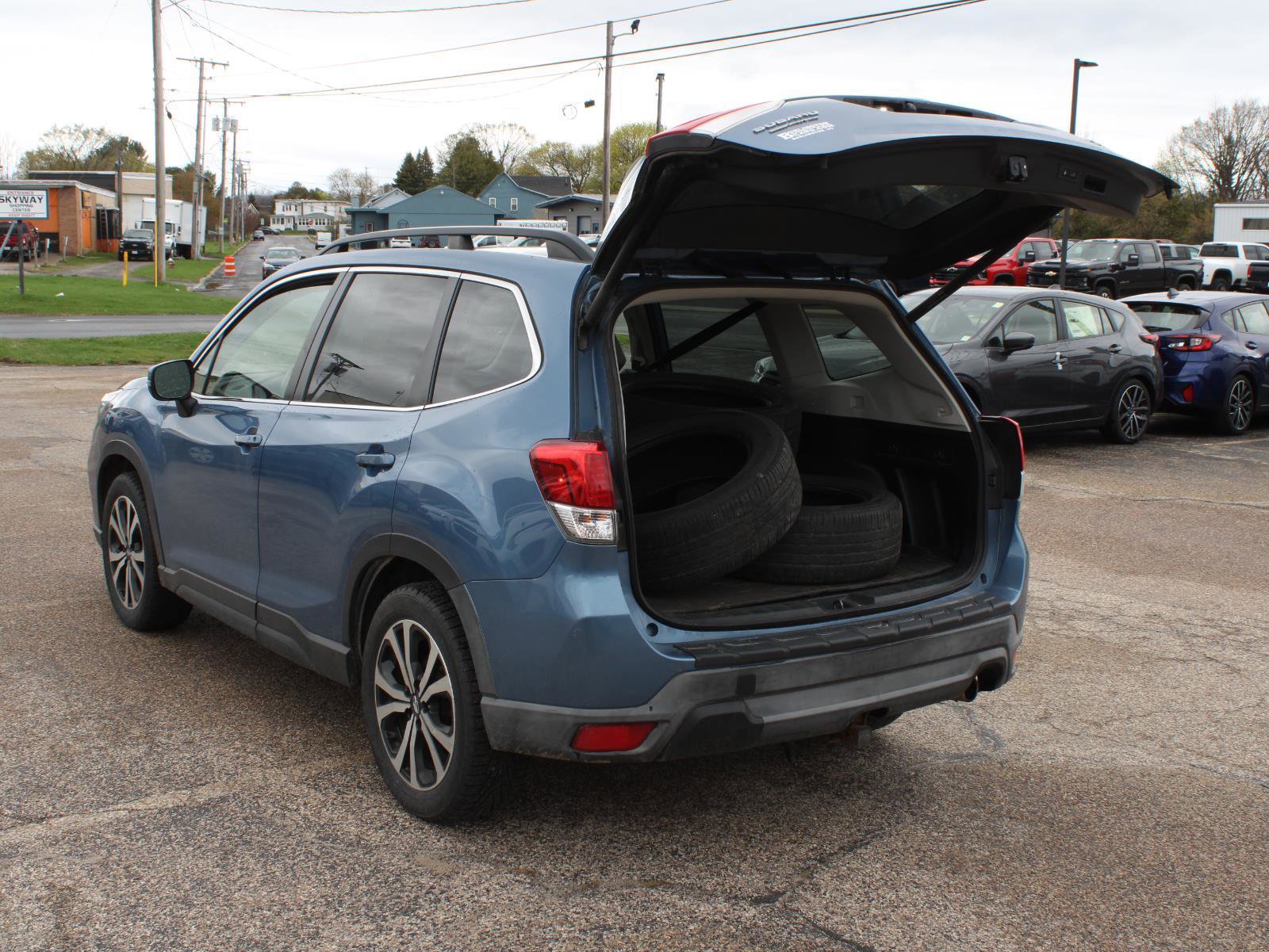 Used 2020 Subaru Forester Limited AWD/4WD image 7