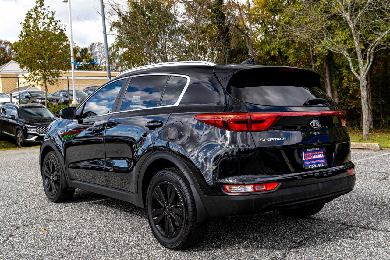 Used 2018 Kia Sportage LX w/ LX Popular Package AWD/4WD image 4