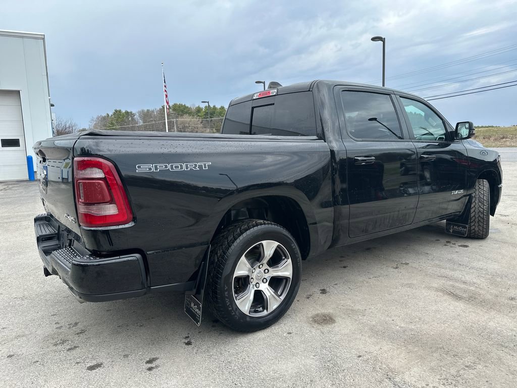 Used 2023 RAM 1500 Laramie AWD/4WD image 5