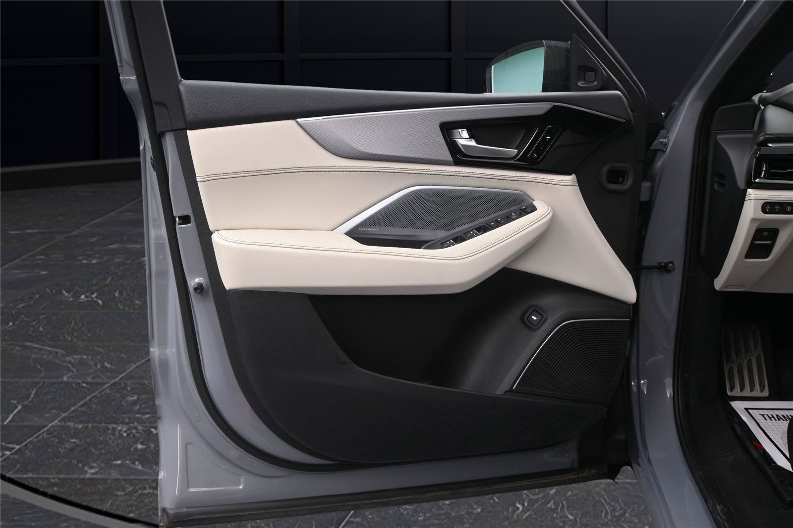 Certified 2025 Acura MDX A-Spec AWD/4WD image 11