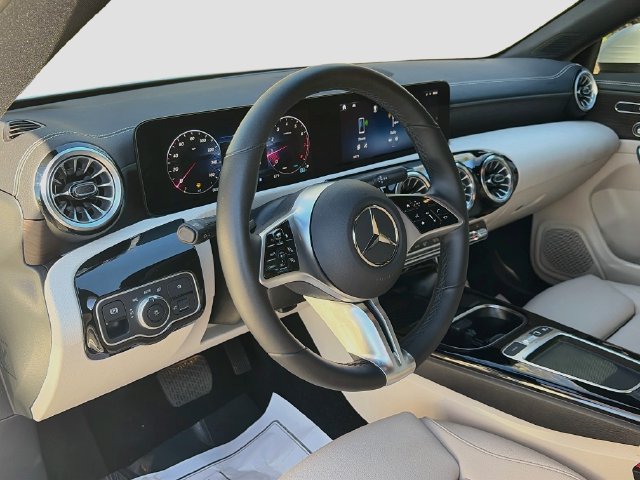 Certified 2026 Mercedes-Benz CLA 250 4MATIC image 8