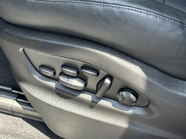 Used 2022 Porsche Cayenne Platinum Edition AWD/4WD image 19