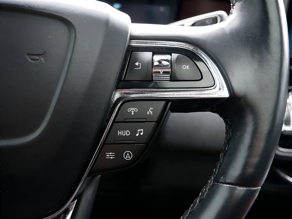 Used 2023 Lincoln Navigator L Reserve AWD/4WD image 19