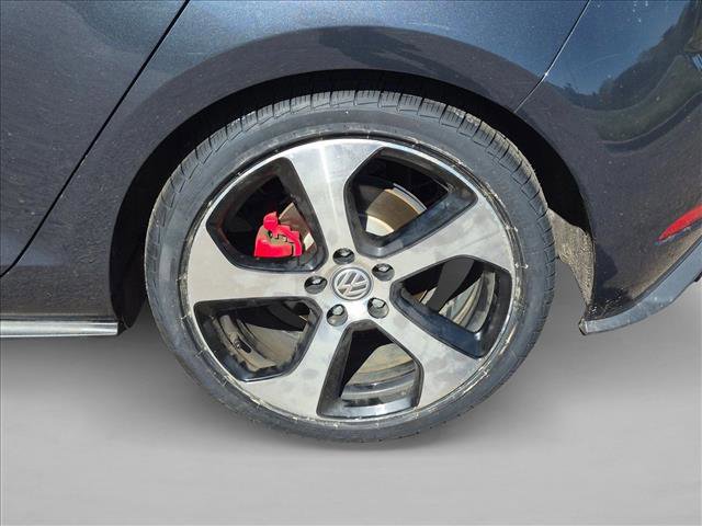 Used 2018 Volkswagen Golf S FWD image 9