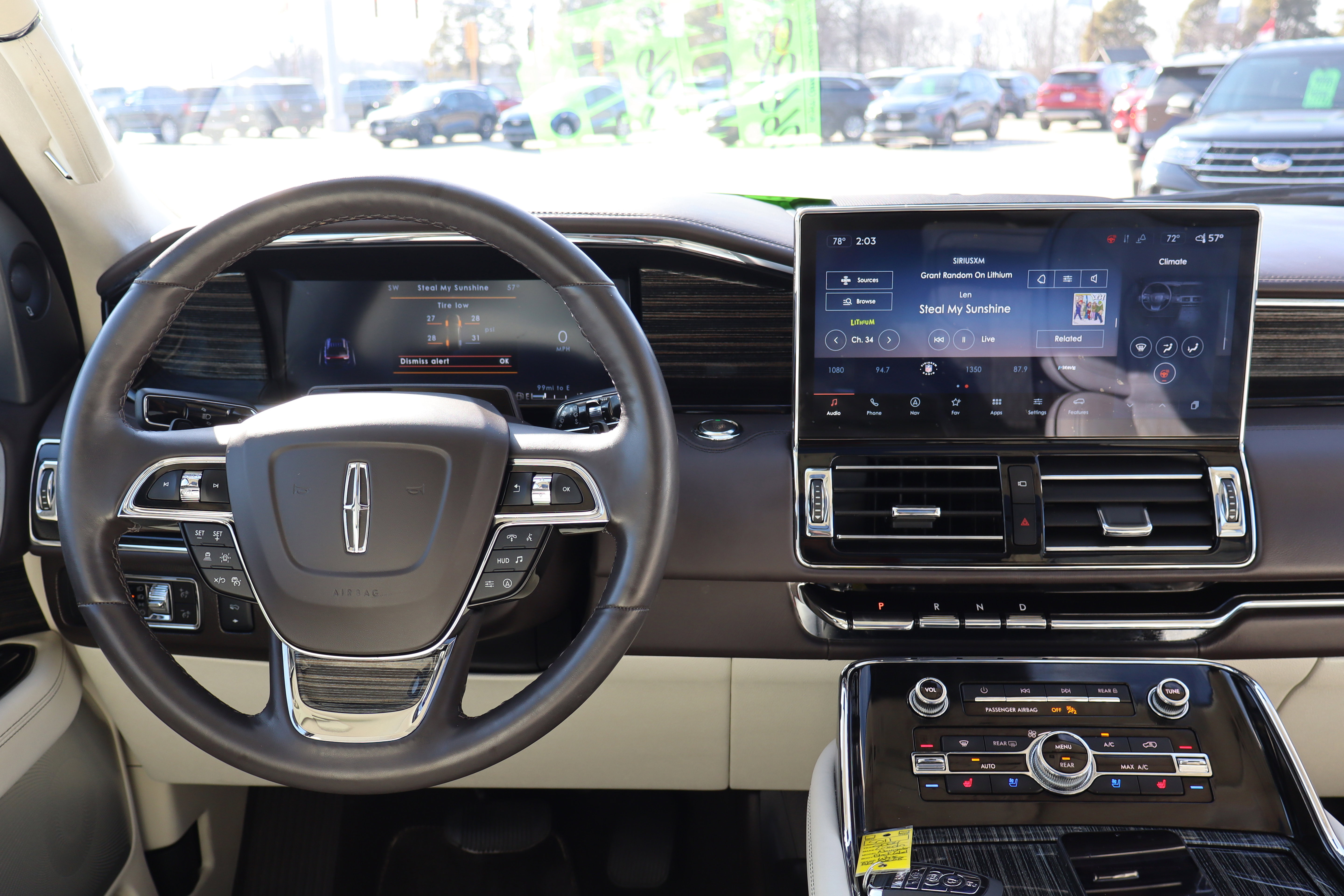 Used 2024 Lincoln Navigator L Black Label AWD/4WD image 16