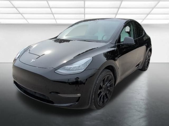 Used 2021 Tesla Model Y Long Range AWD/4WD image 24