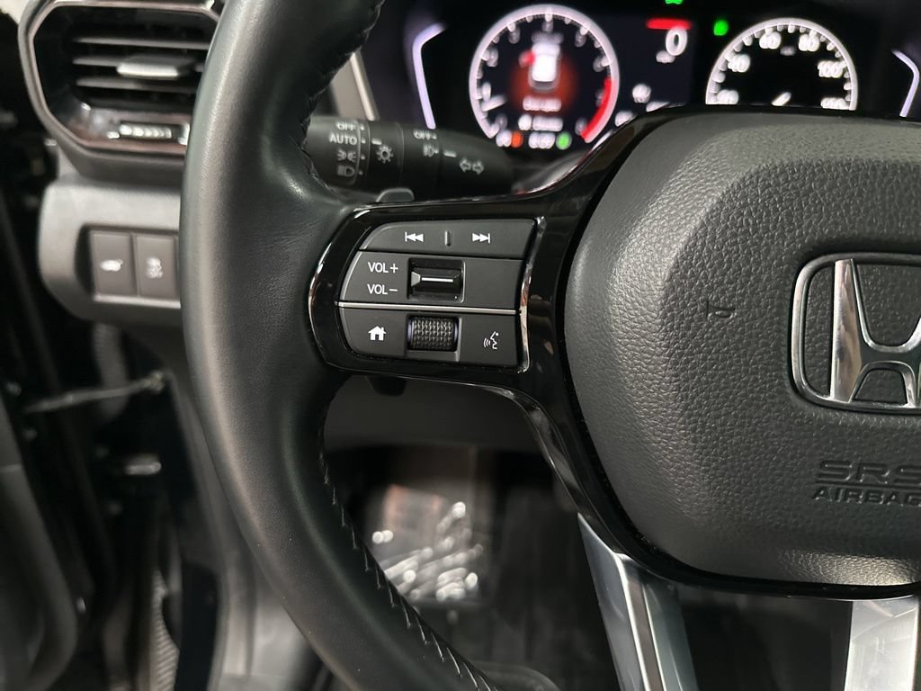 Used 2023 Honda Pilot EX-L image 16