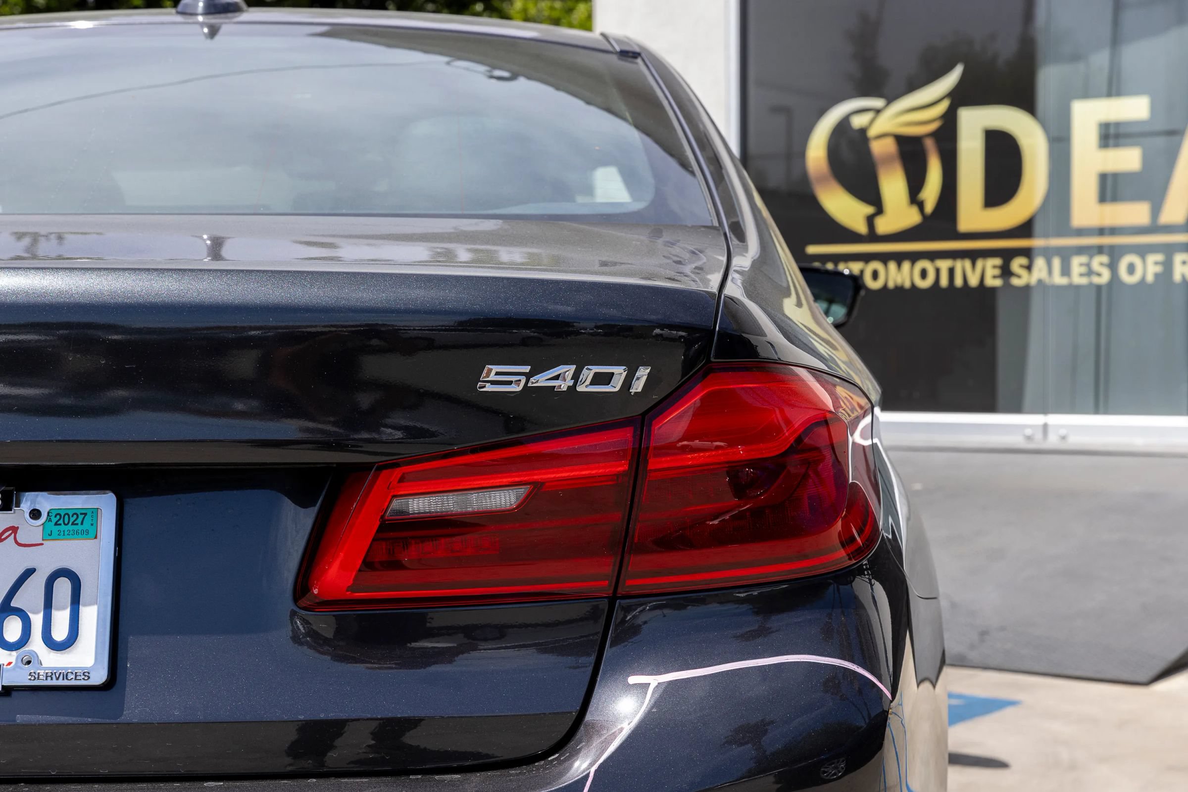 Used 2018 BMW 540i RWD image 12