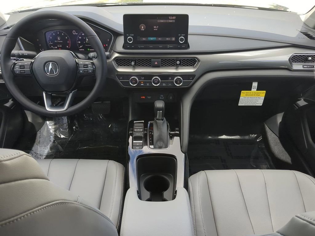 New 2025 Acura Integra Base image 14