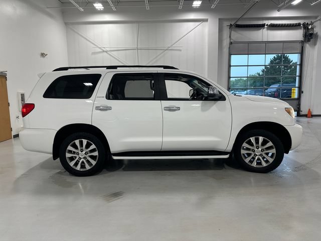 Used 2016 Toyota Sequoia Limited AWD/4WD image 4