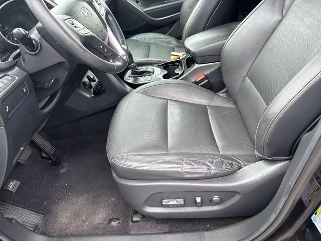 Used 2017 Hyundai Santa Fe SE w/ SE Premium Package 02 AWD/4WD image 17