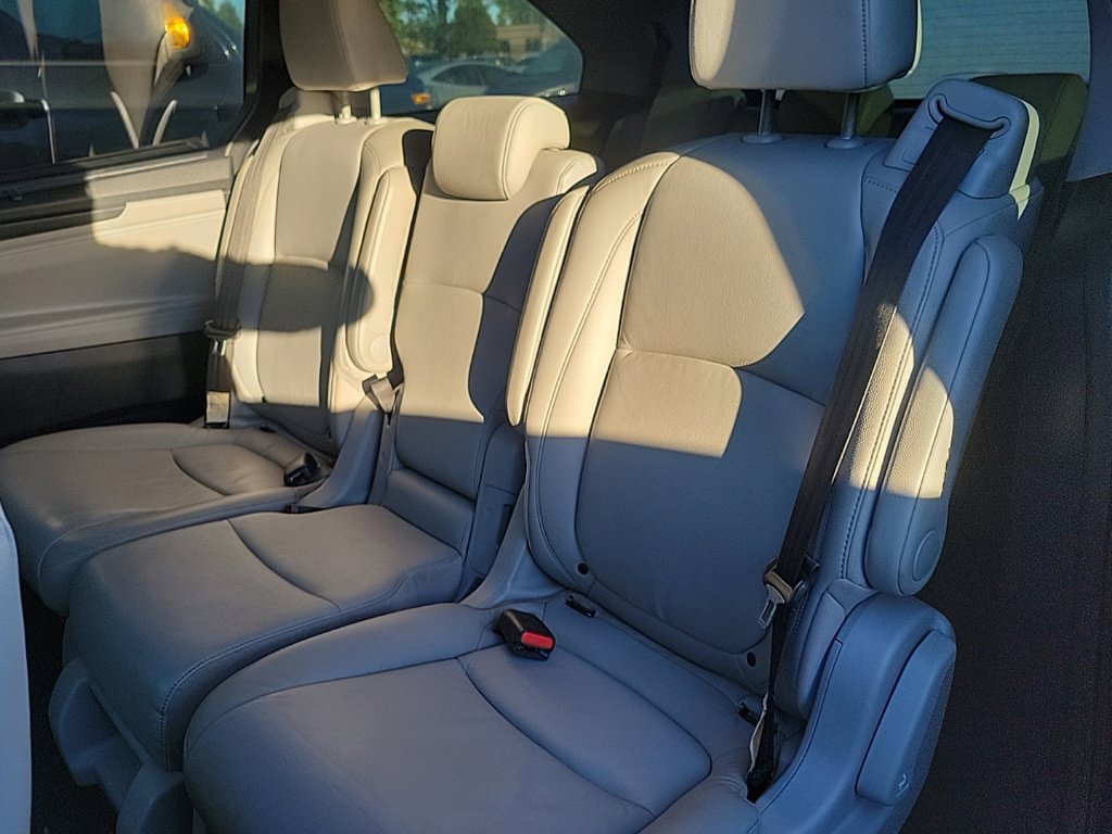 Used 2019 Honda Odyssey EX-L image 15