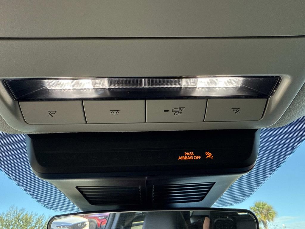 Certified 2025 MAZDA CX-50 AWD 2.5 S w/ Select Package image 46