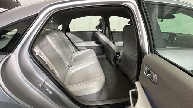Used 2024 Hyundai Ioniq 6 SEL AWD/4WD image 28