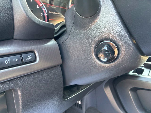 Used 2021 Nissan Titan PRO-4X w/ Pro-4x Convenience Package AWD/4WD image 32
