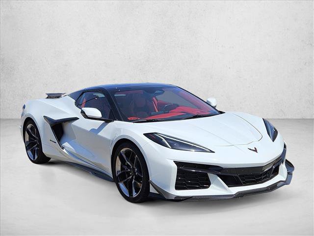 Used 2025 Chevrolet Corvette Z06 w/ Stealth Interior Trim Package RWD image 3