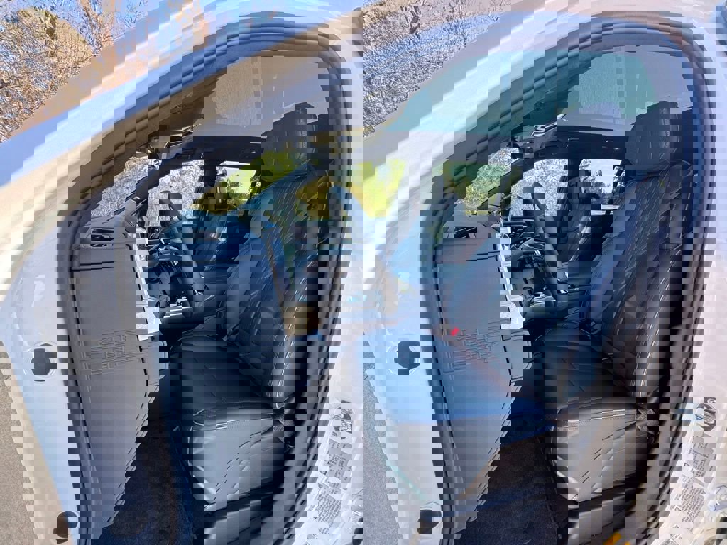 New 2025 Cadillac Escalade IQ Luxury 2 image 5