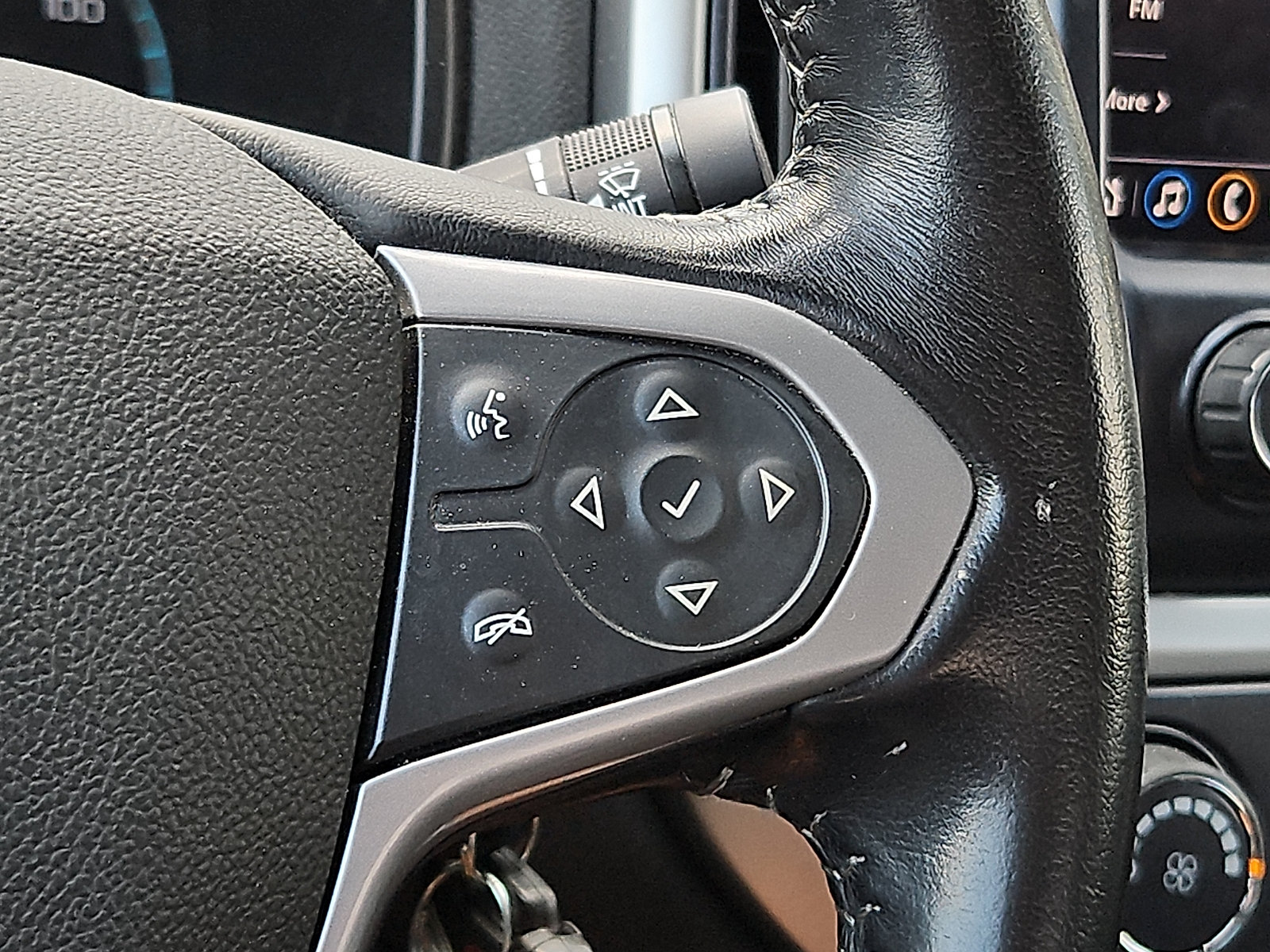 Used 2020 Chevrolet Colorado LT w/ Safety Package AWD/4WD image 21