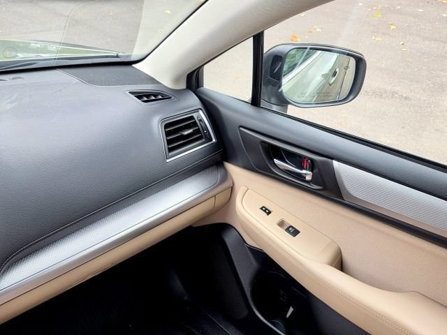 Used 2018 Subaru Outback 2.5i Premium AWD/4WD image 36