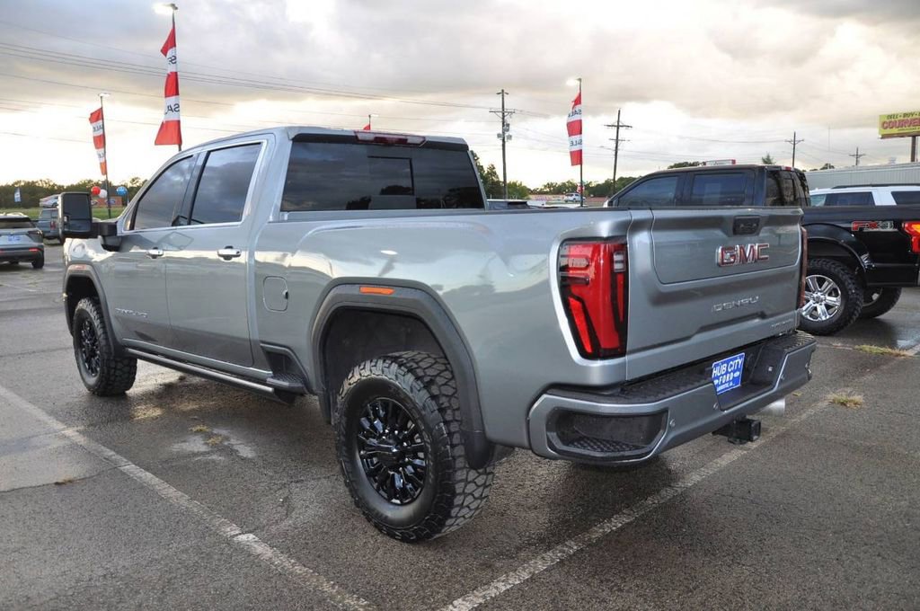 Used 2024 GMC Sierra 2500 Denali w/ Denali Reserve Package image 3
