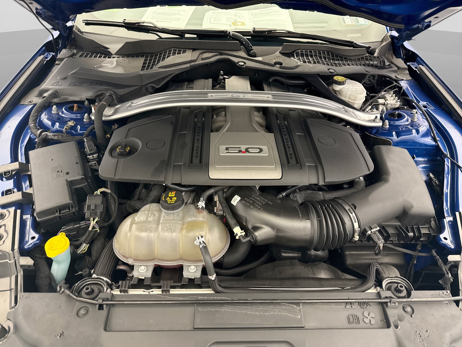 Used 2018 Ford Mustang GT Premium w/ GT Performance Package RWD image 28