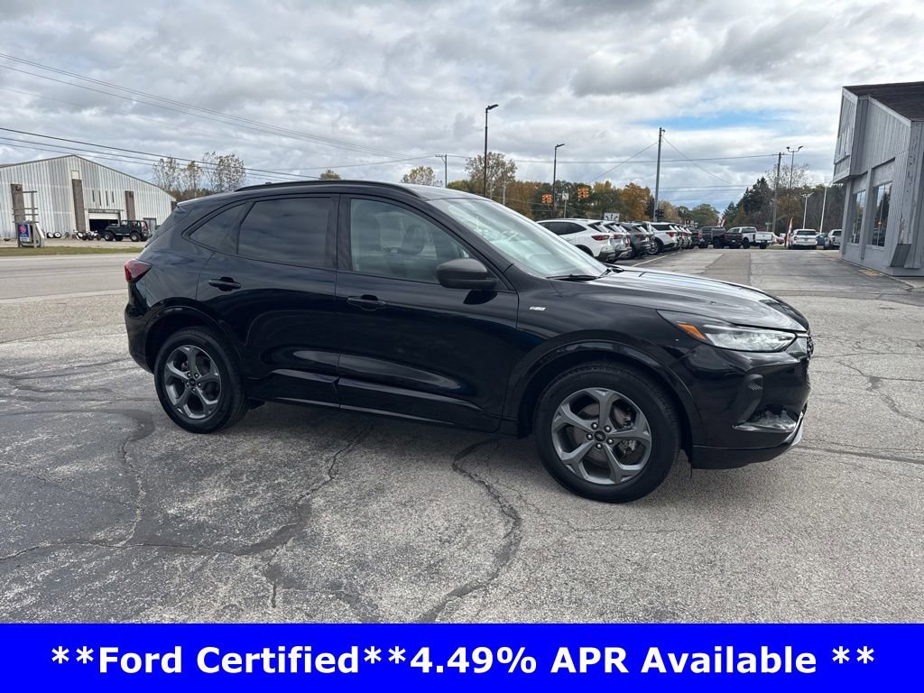 Used 2023 Ford Escape ST-Line w/ Tech Pack #1 image 13