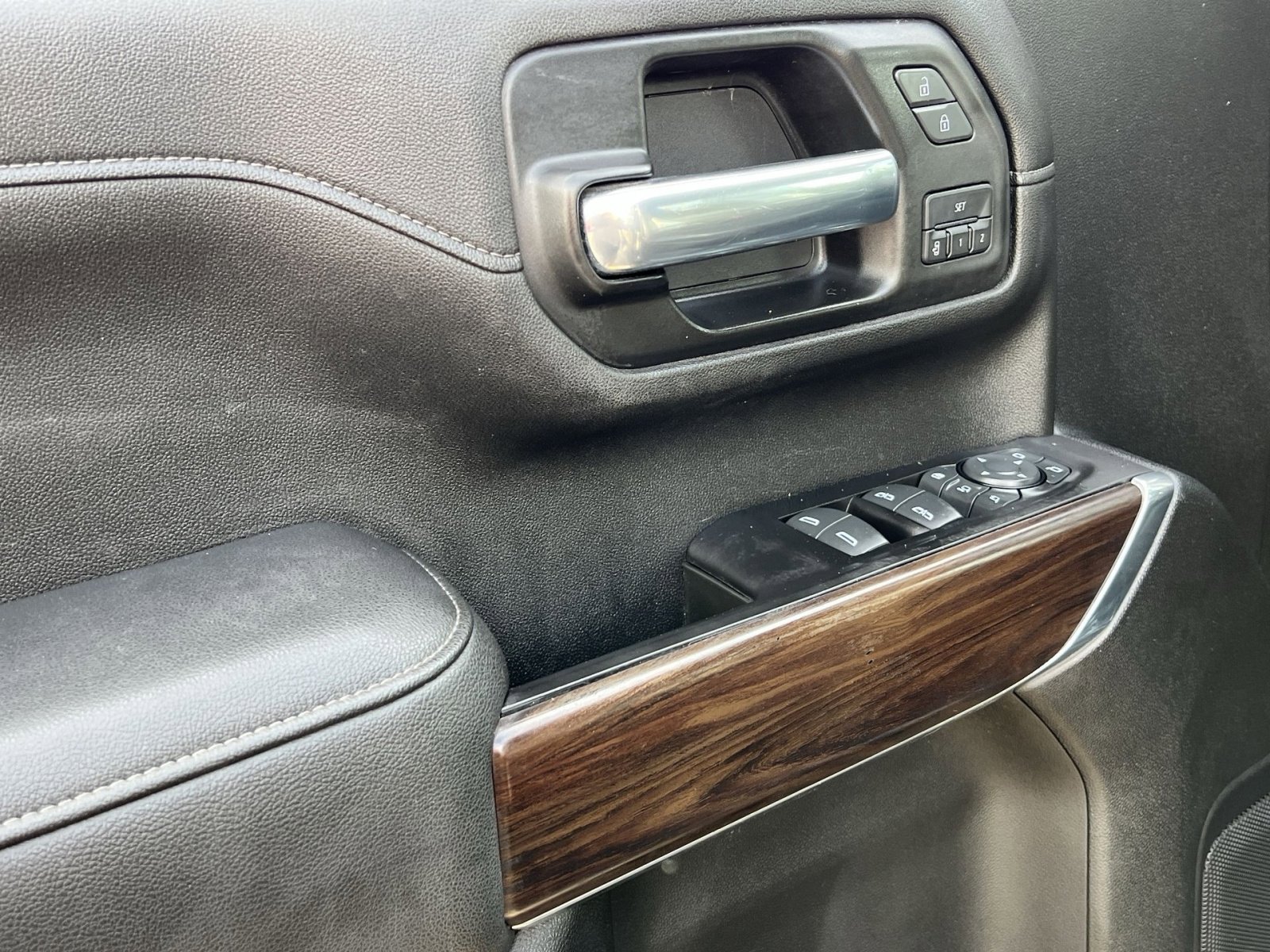 Used 2020 GMC Sierra 2500 SLT image 15