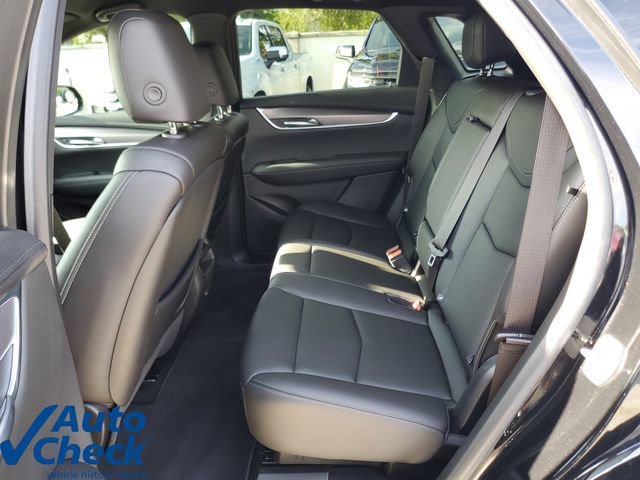Certified 2023 Cadillac XT5 Luxury FWD image 12