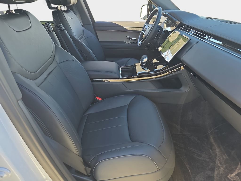 New 2026 Land Rover Range Rover Sport Dynamic SE AWD/4WD image 10