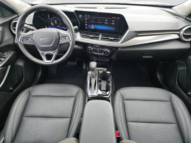 Used 2025 Chevrolet Trax ACTIV w/ Driver Confidence Package FWD image 16