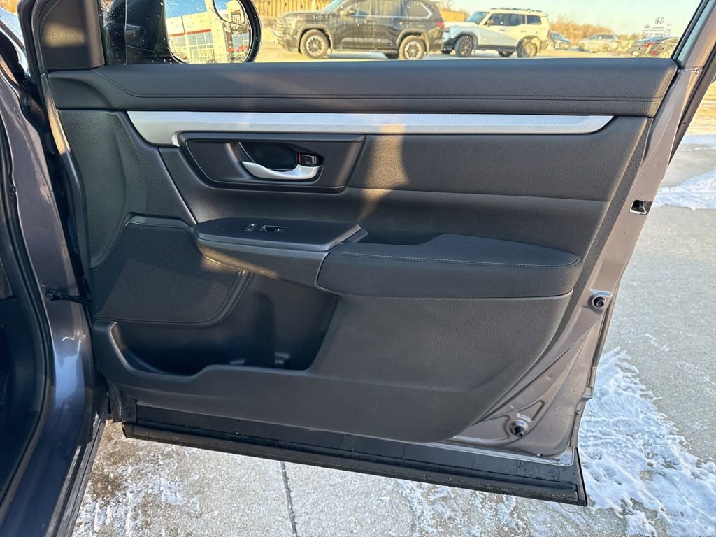 Used 2021 Honda CR-V LX image 19