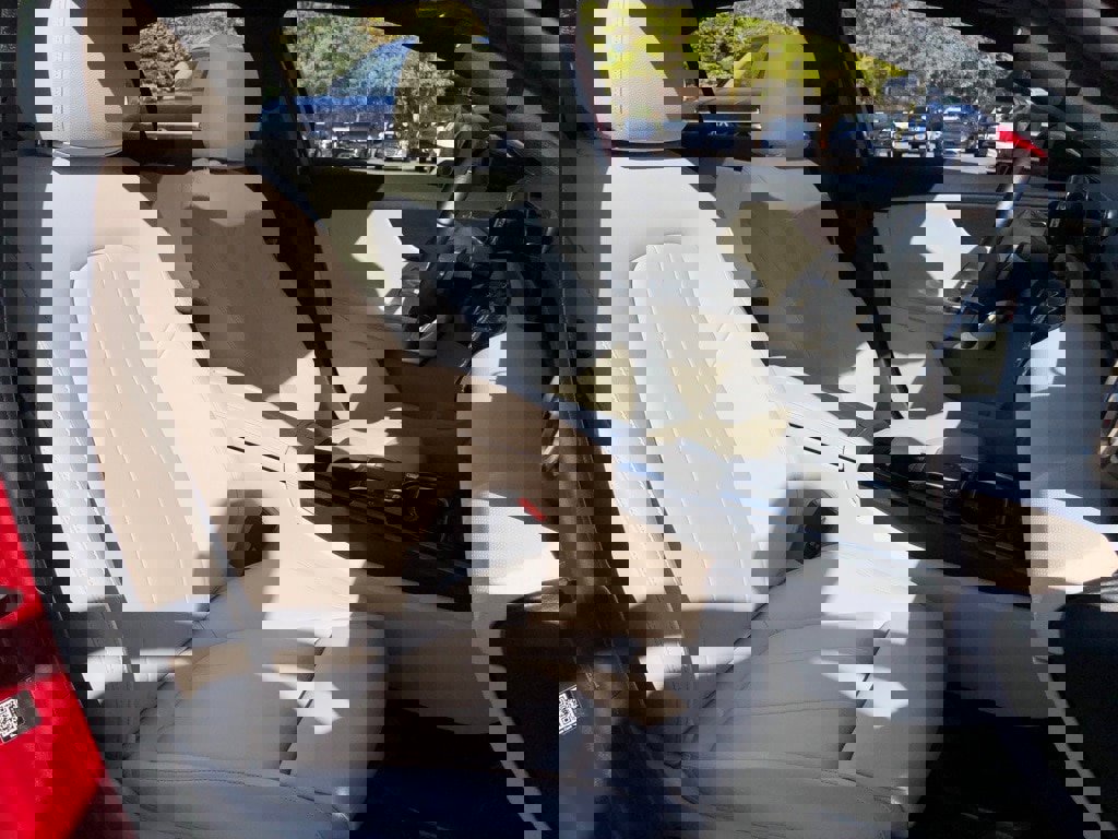 Certified 2021 Mercedes-Benz A 220 4MATIC image 37