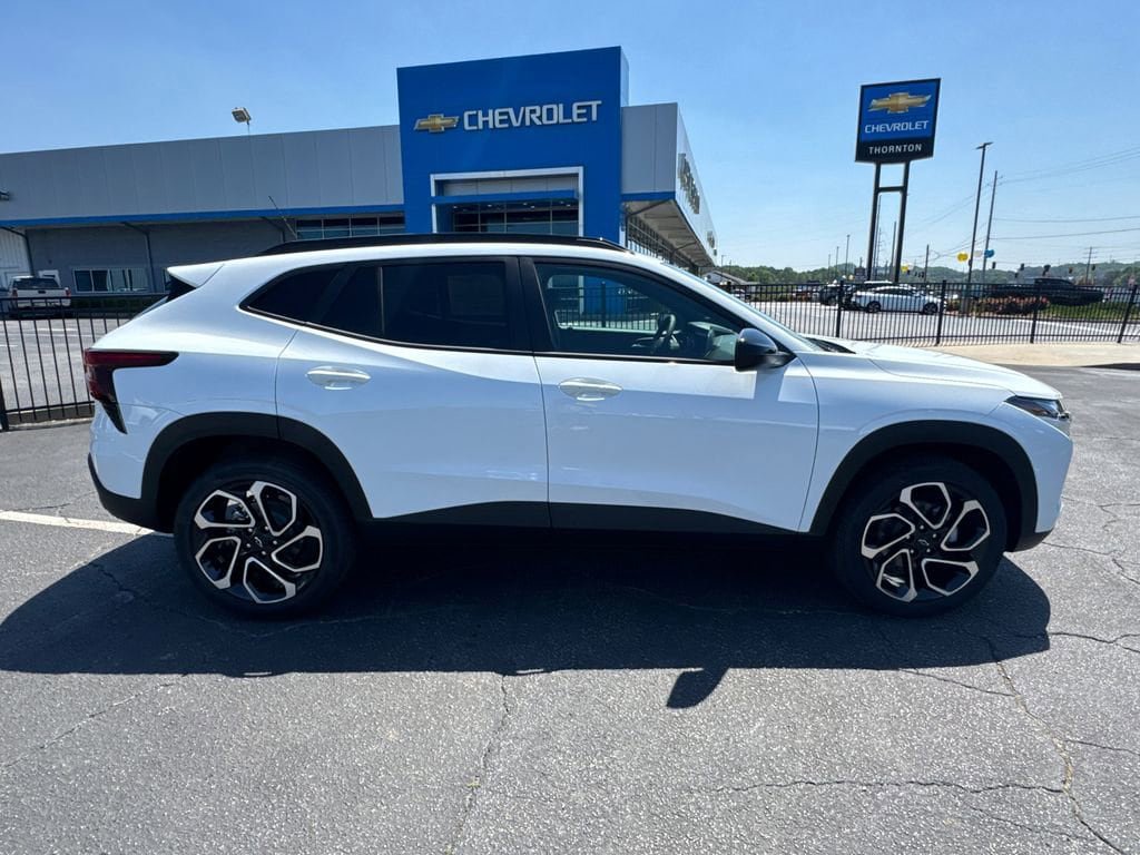 New 2026 Chevrolet Trax RS FWD image 5