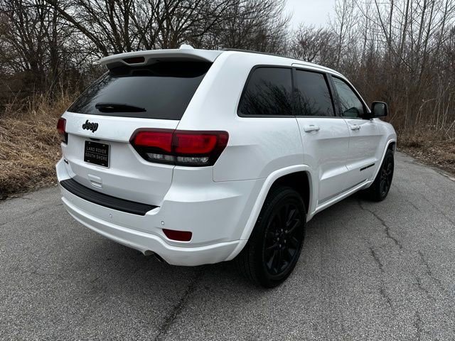 Used 2021 Jeep Grand Cherokee Laredo X image 5