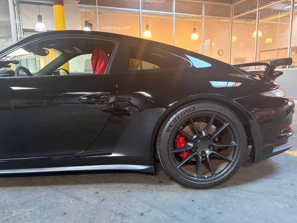 Used 2016 Porsche 911 Carrera GTS RWD image 8