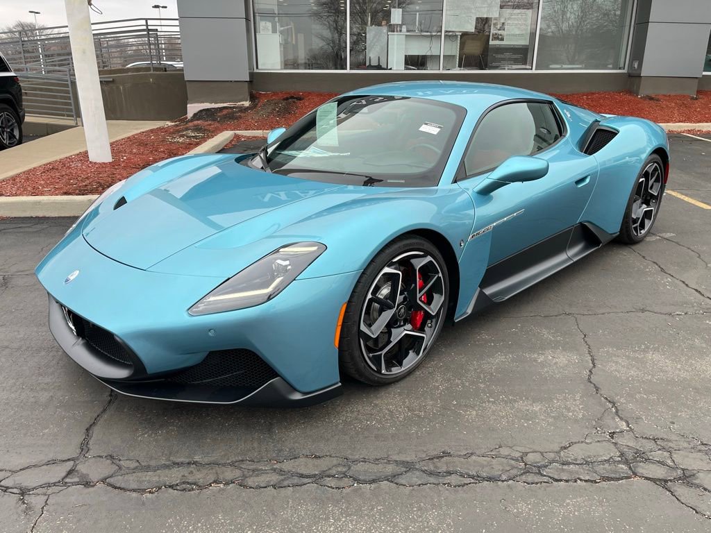 Used 2023 Maserati MC20 Coupe image 2