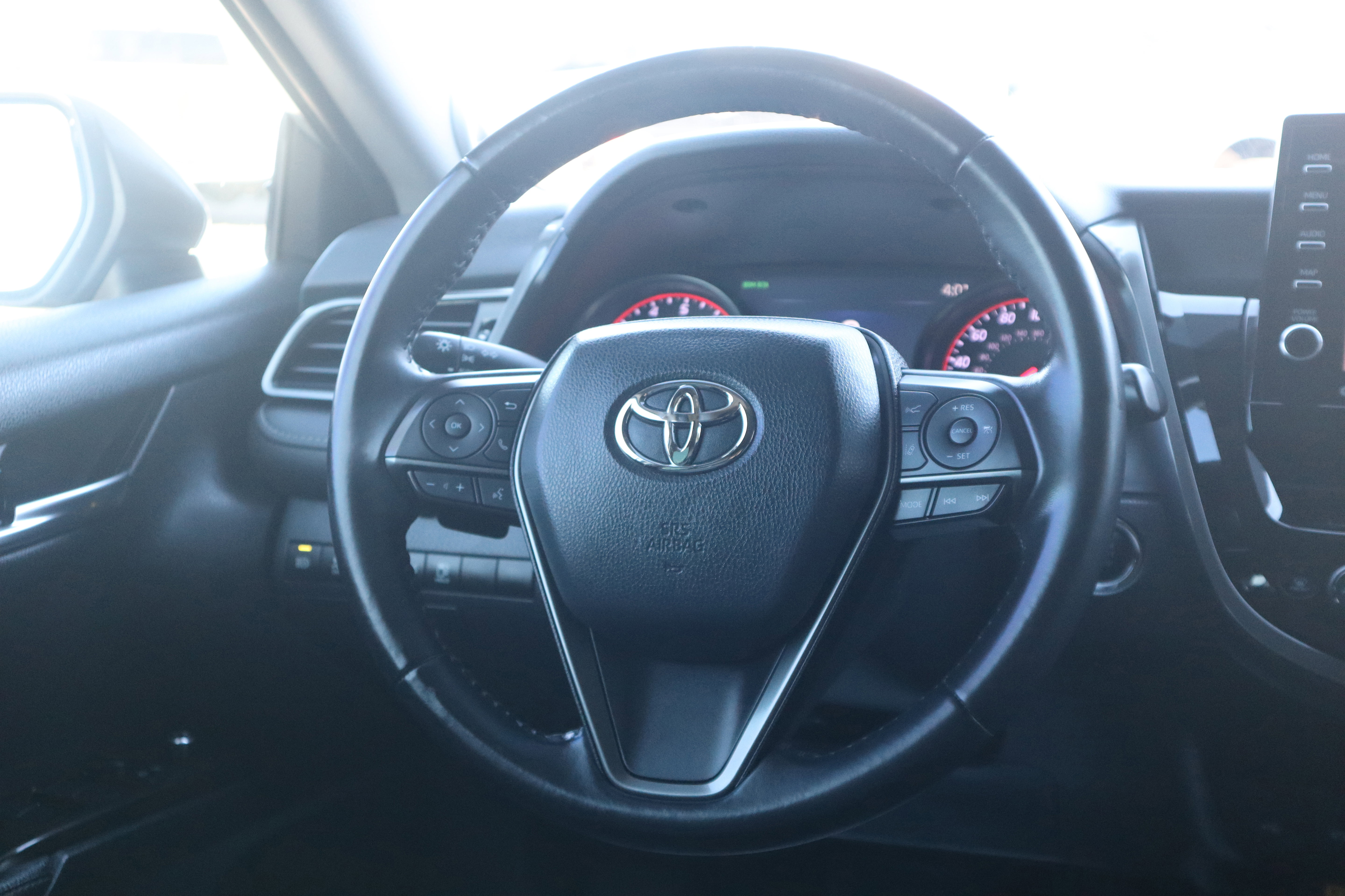 Used 2021 Toyota Camry XSE image 14