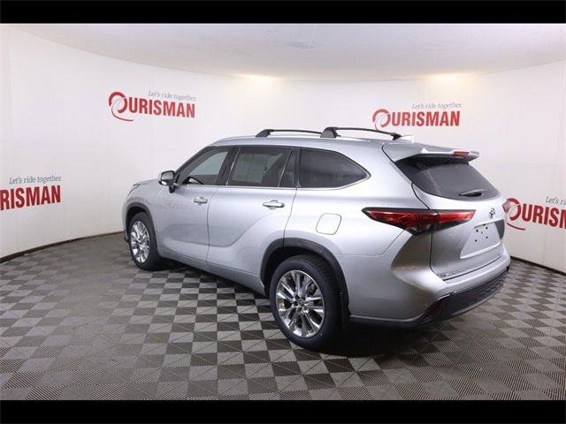 Used 2023 Toyota Highlander Limited image 7