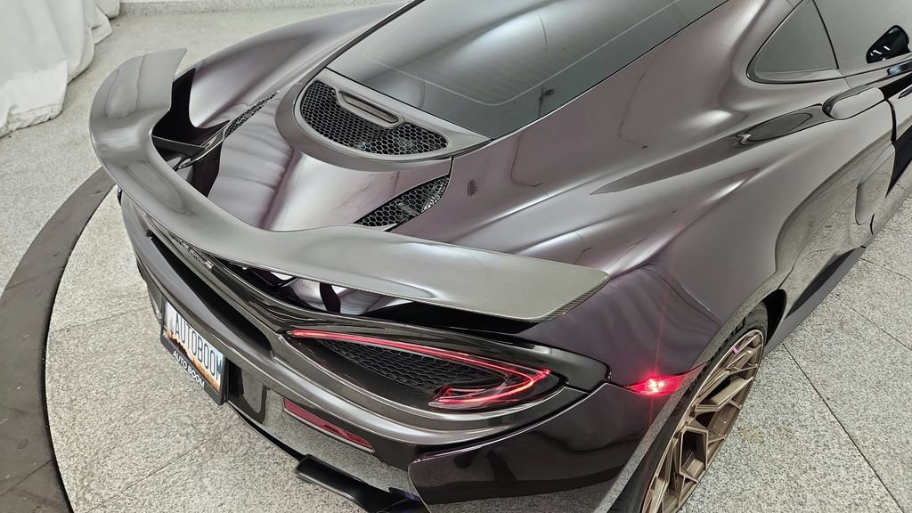 Used 2017 McLaren 570S RWD image 27