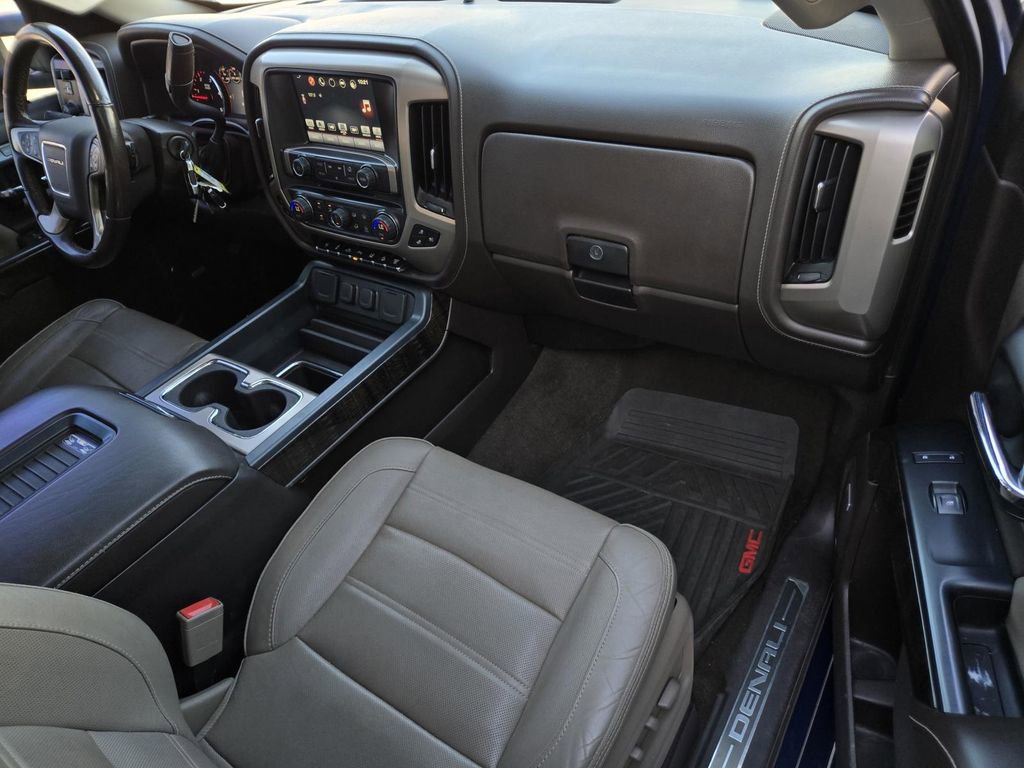Used 2016 GMC Sierra 2500 Denali w/ Duramax Plus Package image 7