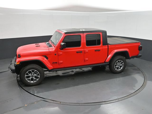 Used 2024 Jeep Gladiator Sport AWD/4WD image 25