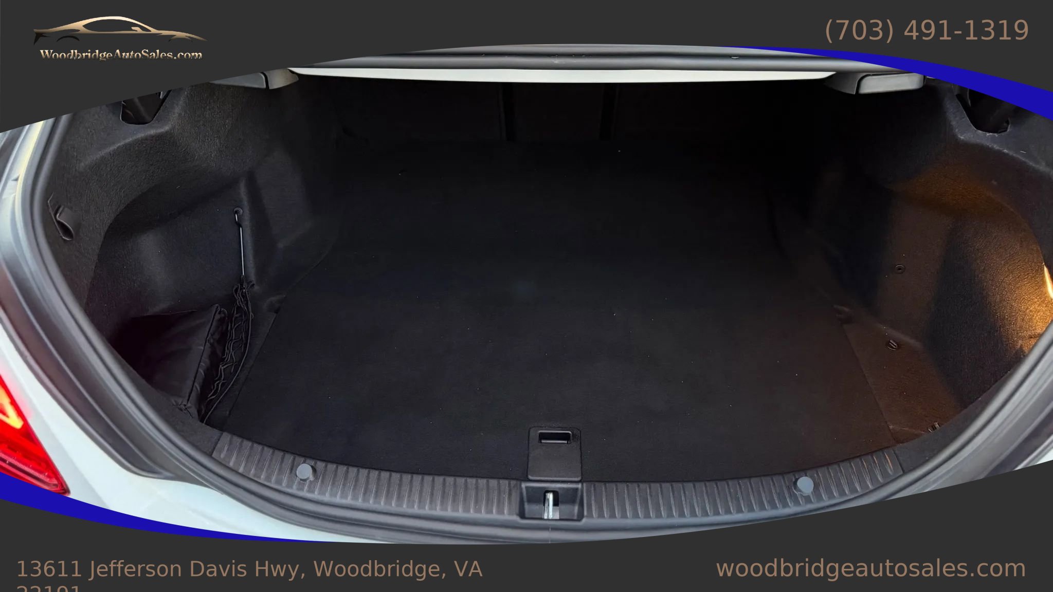 Used 2019 Mercedes-Benz C 300 4MATIC Sedan image 36