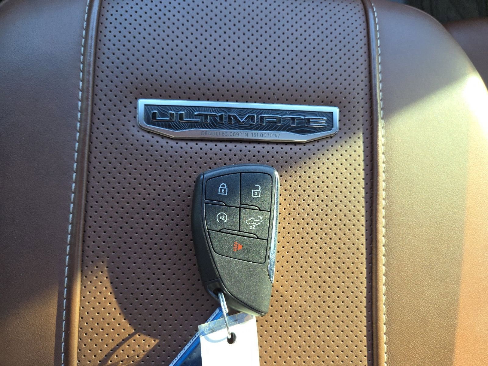 Used 2025 GMC Sierra 2500 Denali Ultimate image 40