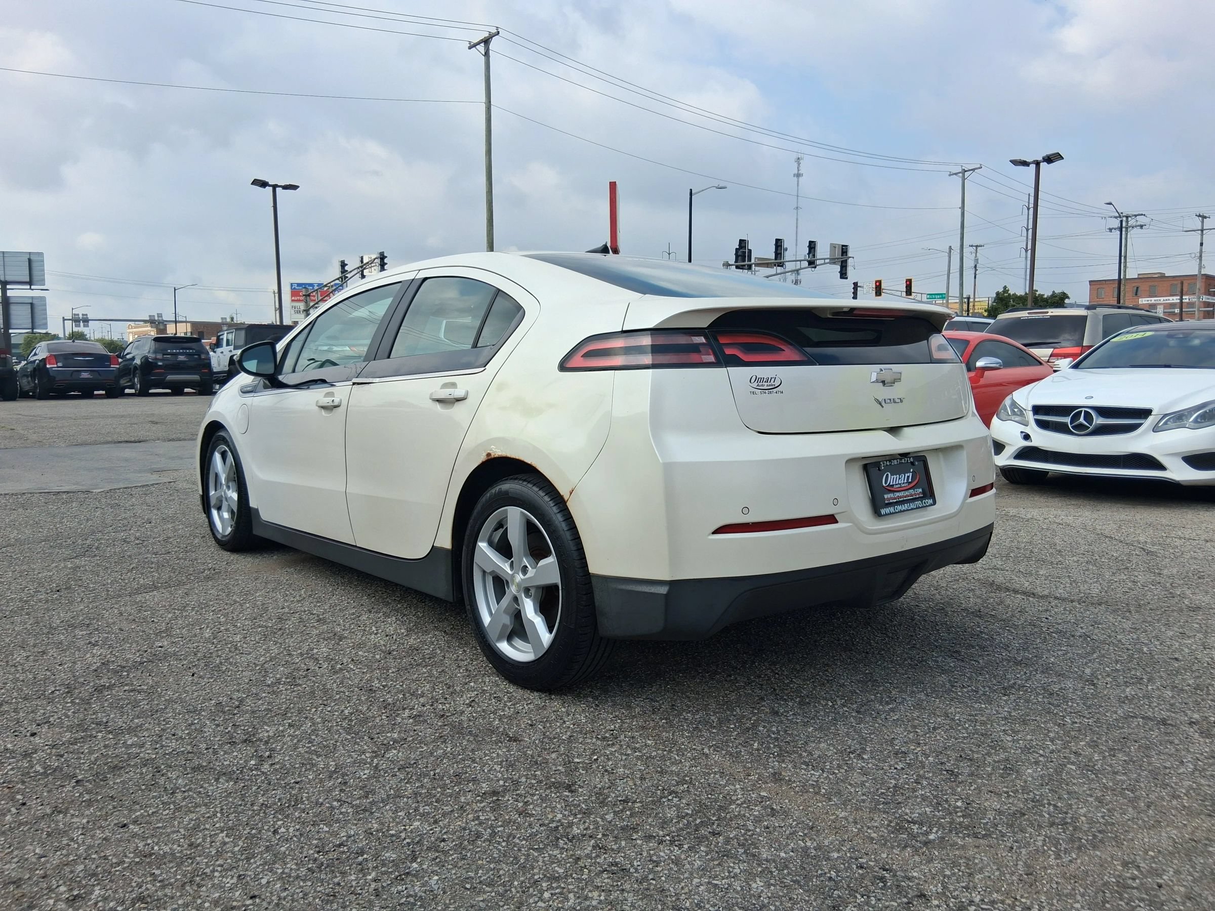 Used 2013 Chevrolet Volt Premium w/ Premium Trim Package FWD image 9