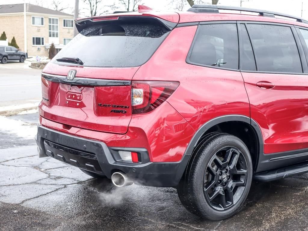 Used 2024 Honda Passport Black Edition image 7